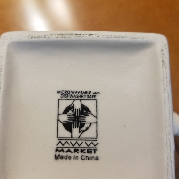 MWW Market Ceramic Floral Relief Teapot - Picture 8 of 8